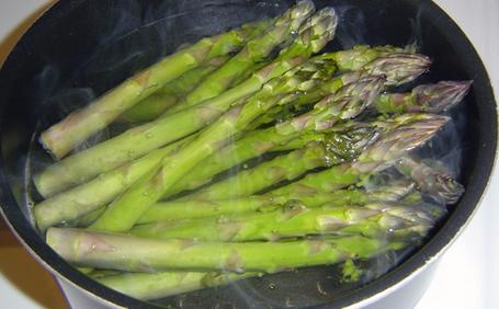 How Long to Boil Asparagus